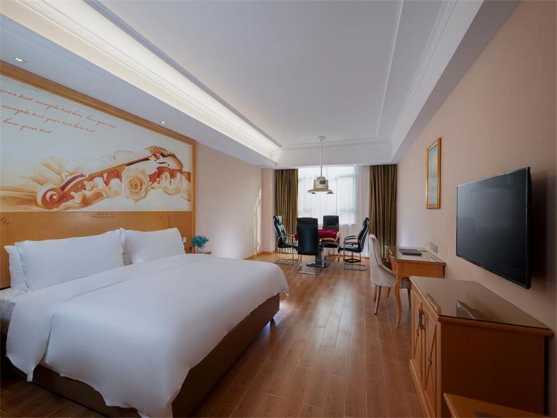 Vienna Hotel  Huizhou  Exterior foto